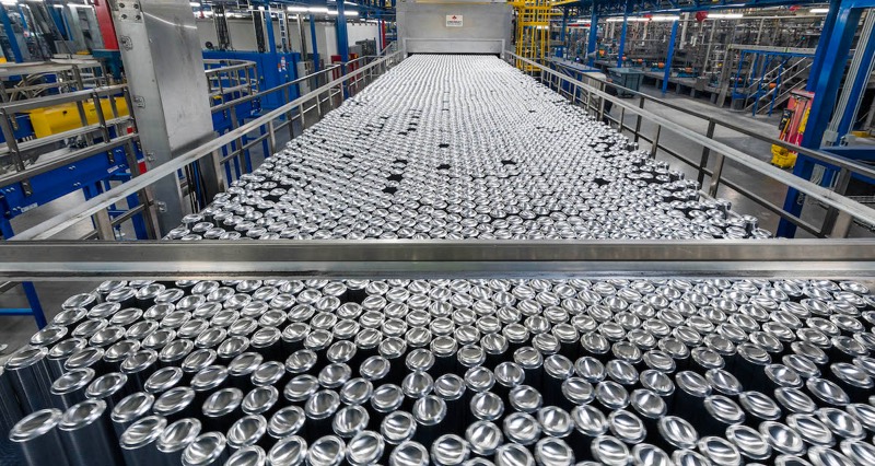 Latas de aluminio: ¿qué ahorramos cuando las reciclamos?